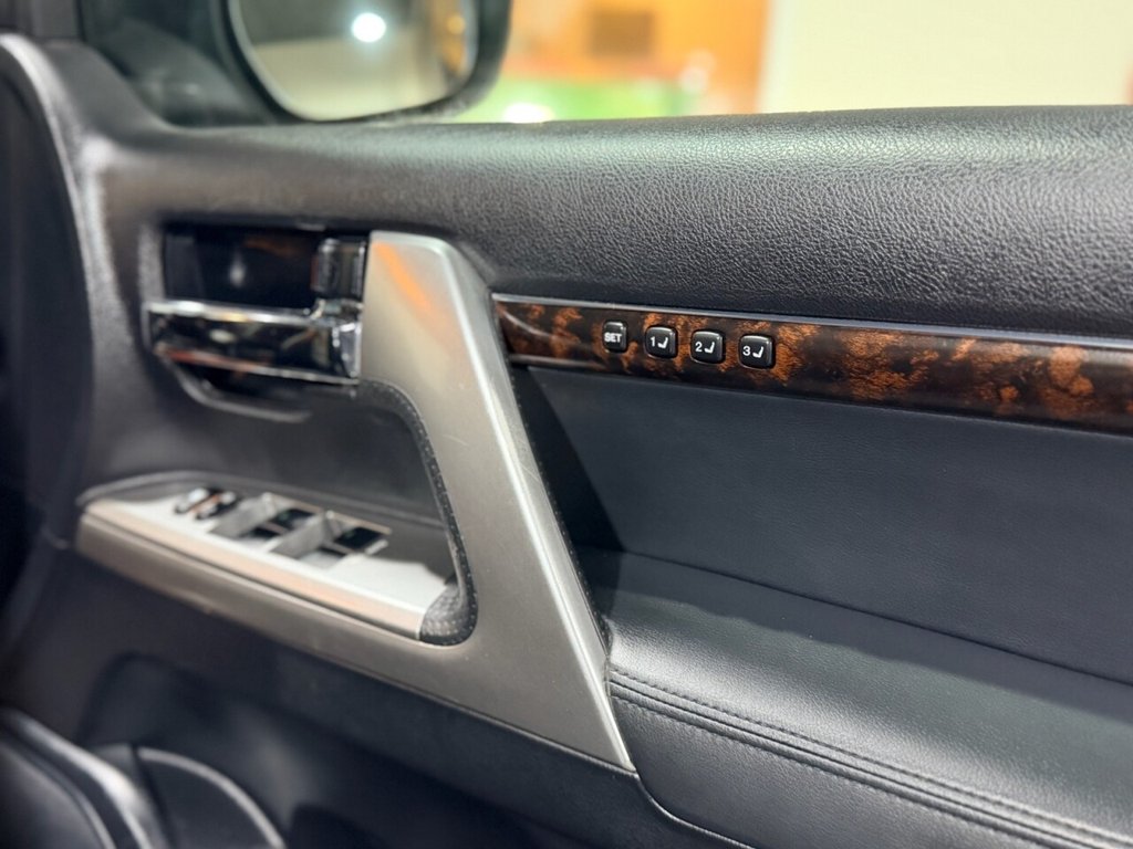 Used Toyota Land Cruiser 2014 for sale - 77388852: Photo 11