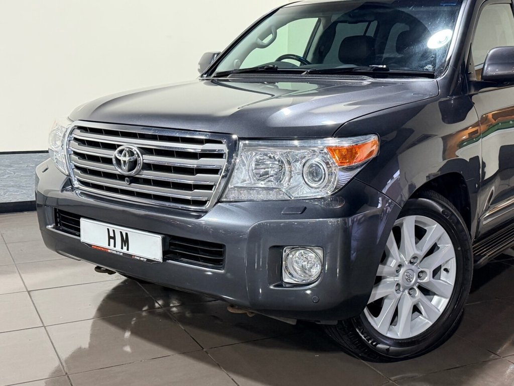 Used Toyota Land Cruiser 2014 for sale - 77388852: Photo 2