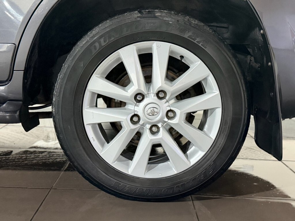 Used Toyota Land Cruiser 2014 for sale - 77388852: Photo 23