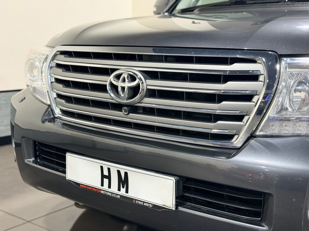 Used Toyota Land Cruiser 2014 for sale - 77388852: Photo 27