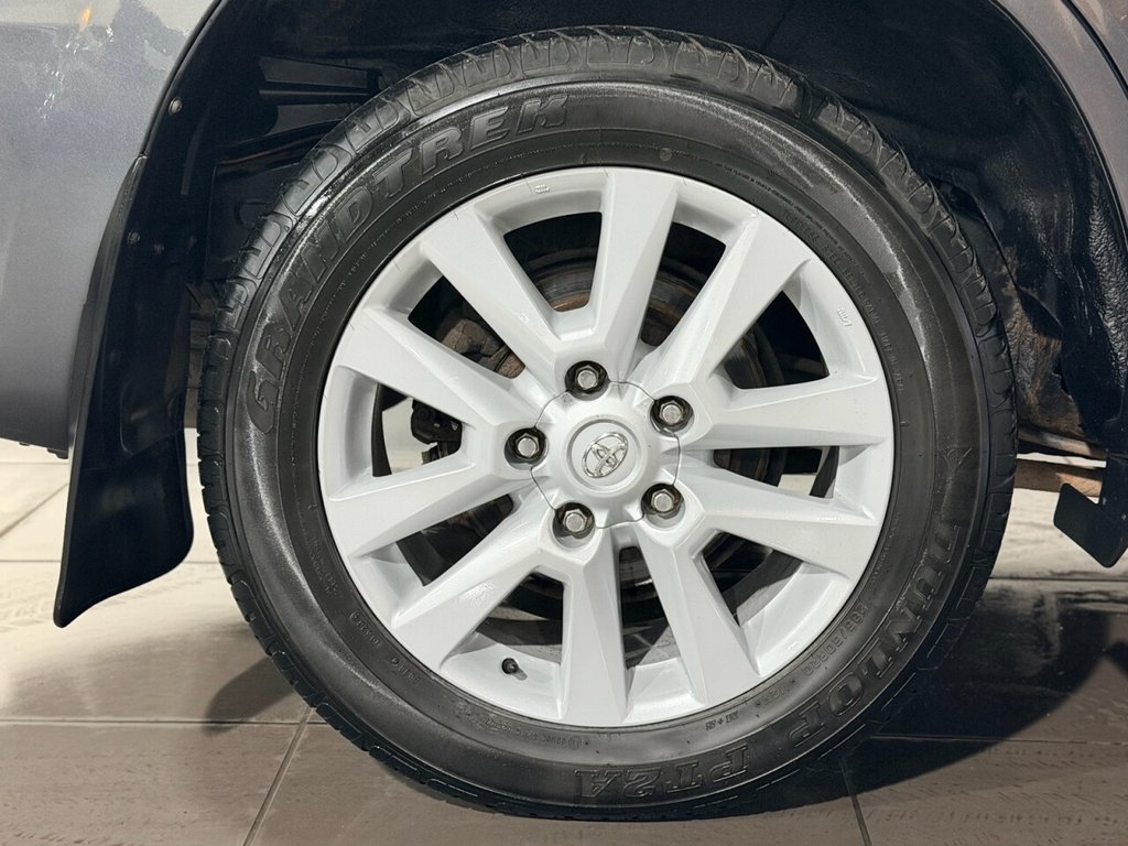 Used Toyota Land Cruiser 2014 for sale - 77388852: Photo 33