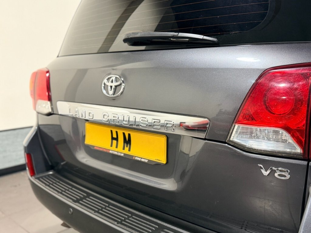 Used Toyota Land Cruiser 2014 for sale - 77388852: Photo 34