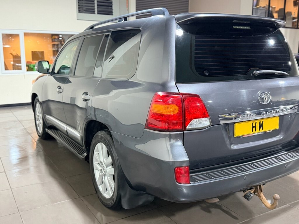 Used Toyota Land Cruiser 2014 for sale - 77388852: Photo 37