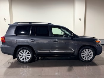 Used Toyota Land Cruiser 2014 for sale - 77388852: Photo
