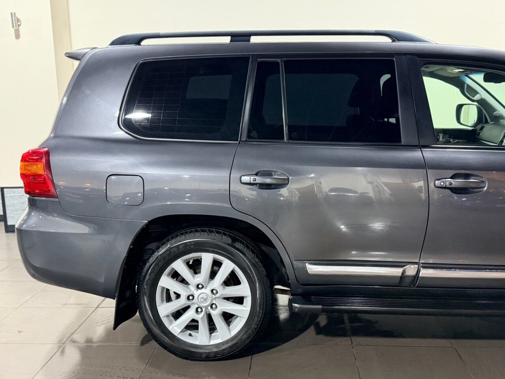 Used Toyota Land Cruiser 2014 for sale - 77388852: Photo 5