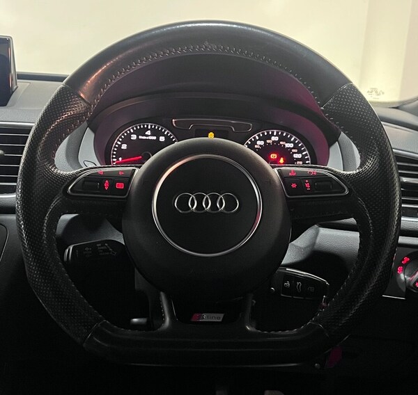 Used Audi Q3 2018 for sale - 76162772: Photo 8