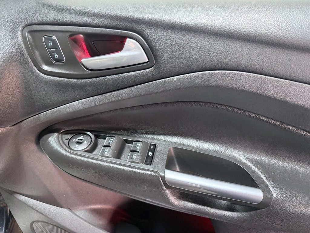 Used Ford Kuga 2017 for sale - 78145051: Photo 22