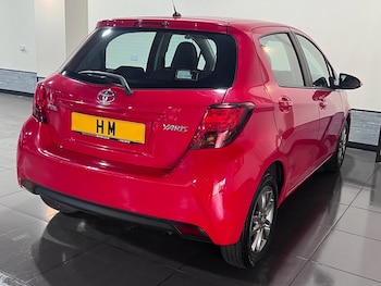 Used Toyota Yaris 2014 for sale - 75512028: Photo