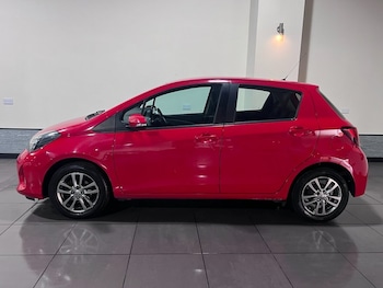 Used Toyota Yaris 2014 for sale - 75512028: Photo
