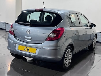 Used Vauxhall Corsa 2011 for sale - 76574740: Photo