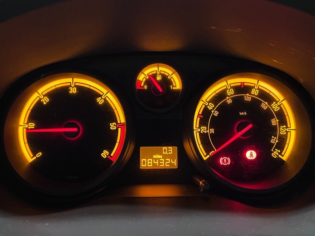 Used Vauxhall Corsa 2011 for sale - 76574740: Photo 9