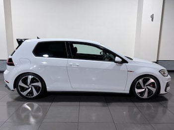Used Volkswagen Golf 2019 for sale - 78128854: Photo