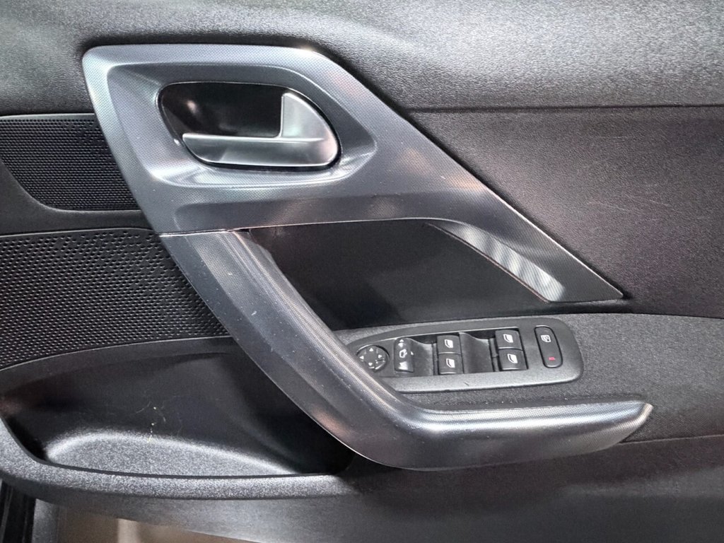 Used Peugeot 2008 2018 for sale - 78017633: Photo 22