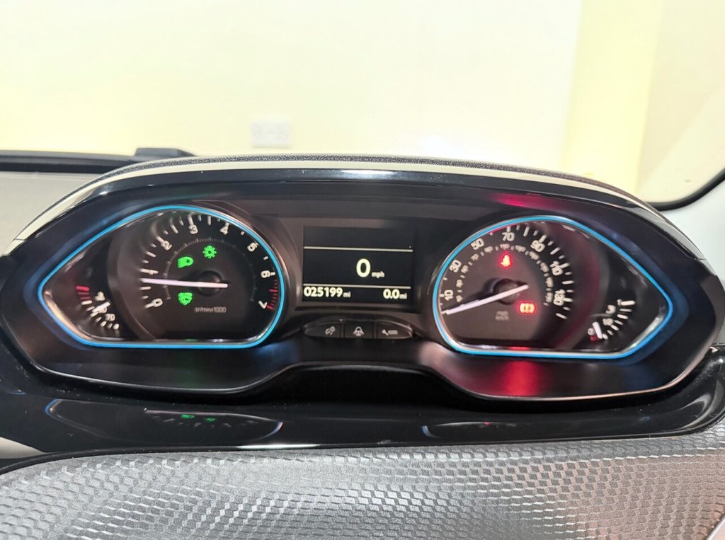 Used Peugeot 2008 2018 for sale - 78017633: Photo 9