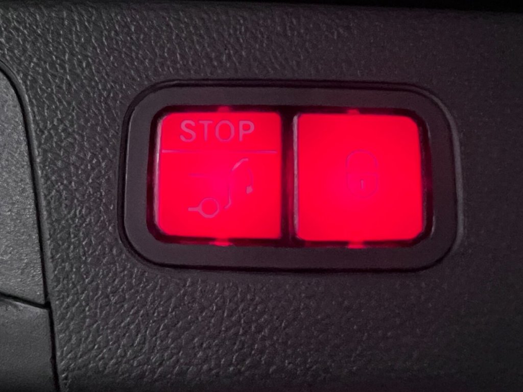 Used Mercedes-Benz GLC 2018 for sale - 76527161: Photo 38