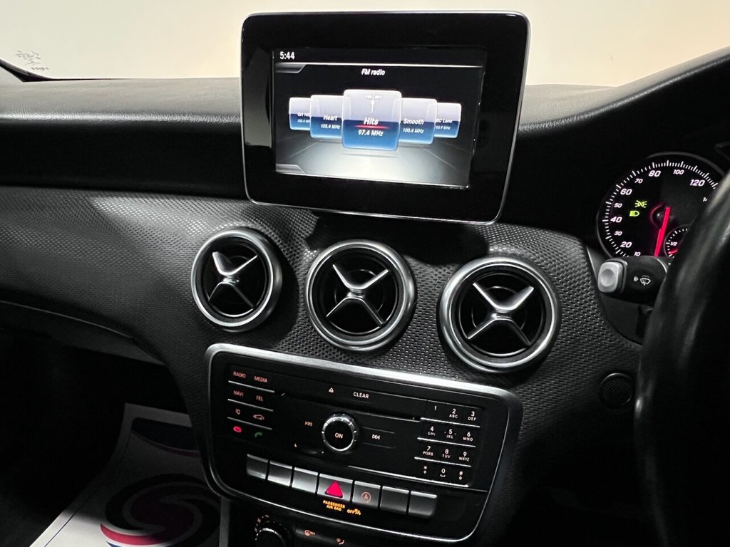 Used Mercedes-Benz A-Class 2015 for sale - 76559409: Photo 10