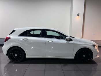 Used Mercedes-Benz A-Class 2015 for sale - 76559409: Photo