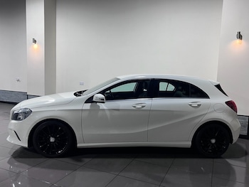 Used Mercedes-Benz A-Class 2015 for sale - 76559409: Photo