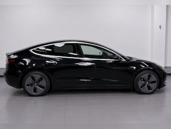 Used Tesla Model 3 2020 for sale - 79009018: Photo
