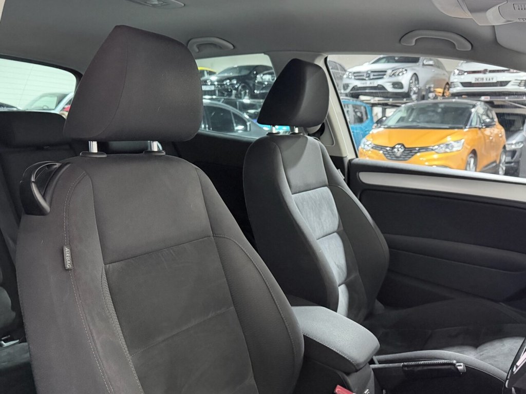 Used Volkswagen Golf 2011 for sale - 77966990: Photo 13