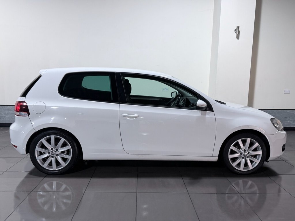 Used Volkswagen Golf 2011 for sale - 77966990: Photo 3