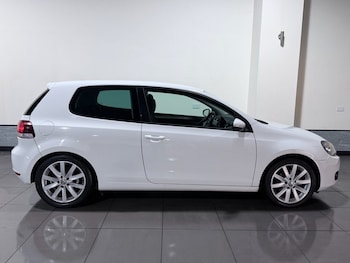 Used Volkswagen Golf 2011 for sale - 77966990: Photo