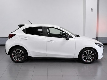 Used Mazda Mazda2 2016 for sale - 78996225: Photo