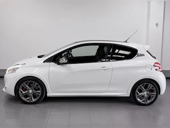 Used Peugeot 208 2014 for sale - 78619207: Photo
