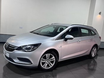 Vauxhall - Astra