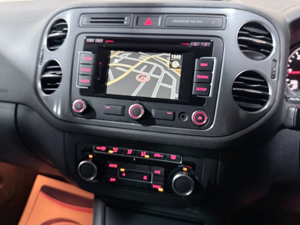 Used Volkswagen Tiguan 2015 for sale - 76867954: Photo 10