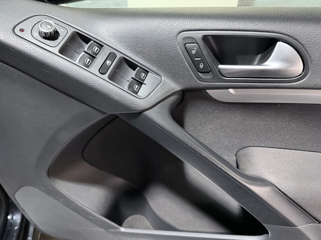 Used Volkswagen Tiguan 2015 for sale - 76867954: Photo 22