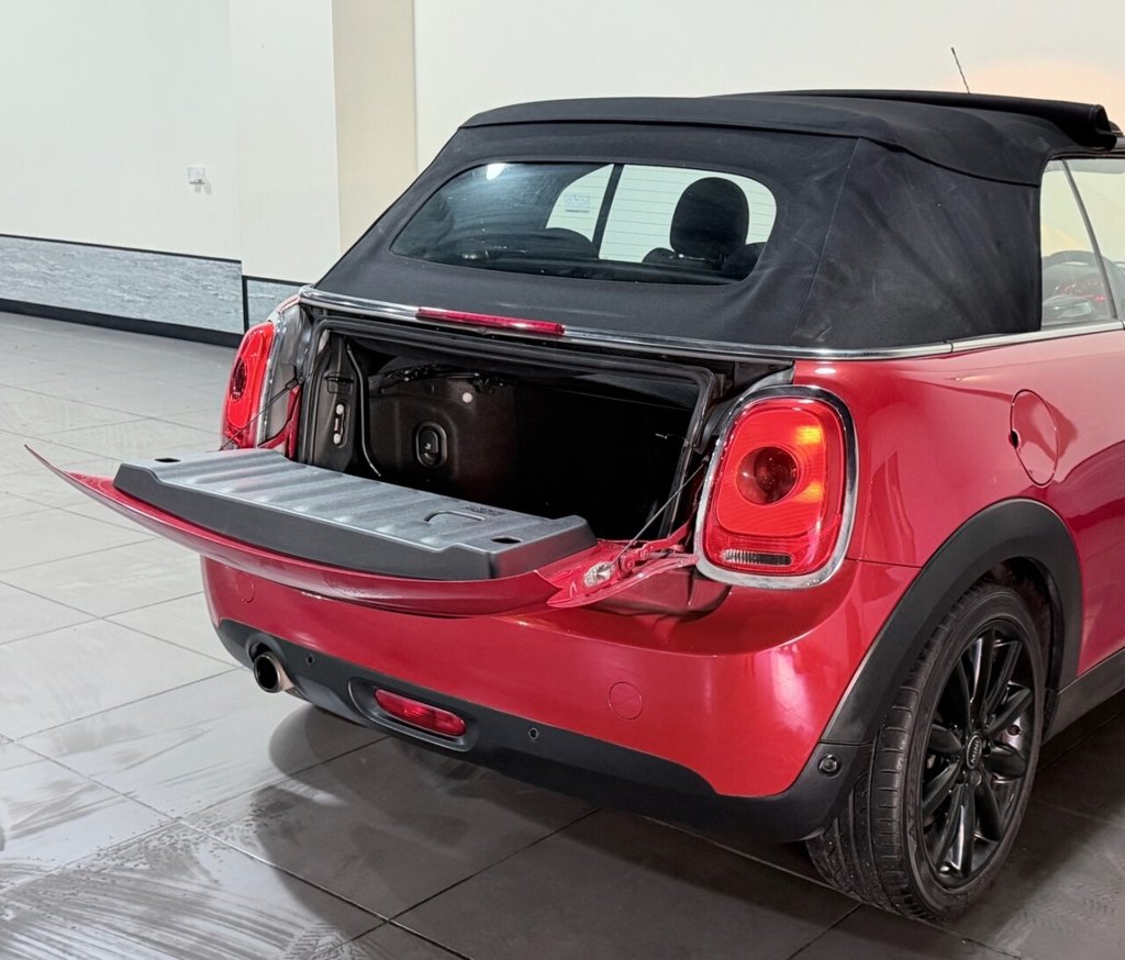 Used MINI Convertible 2016 for sale - 76703734: Photo 32