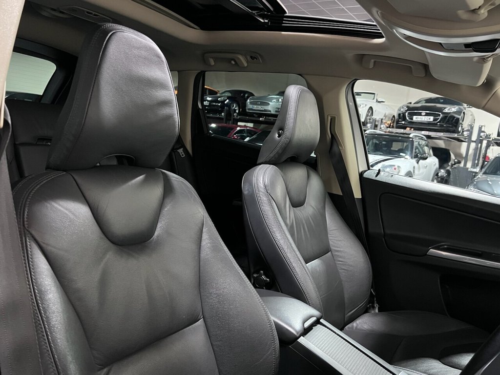 Used Volvo XC60 2012 for sale - 77226629: Photo 14