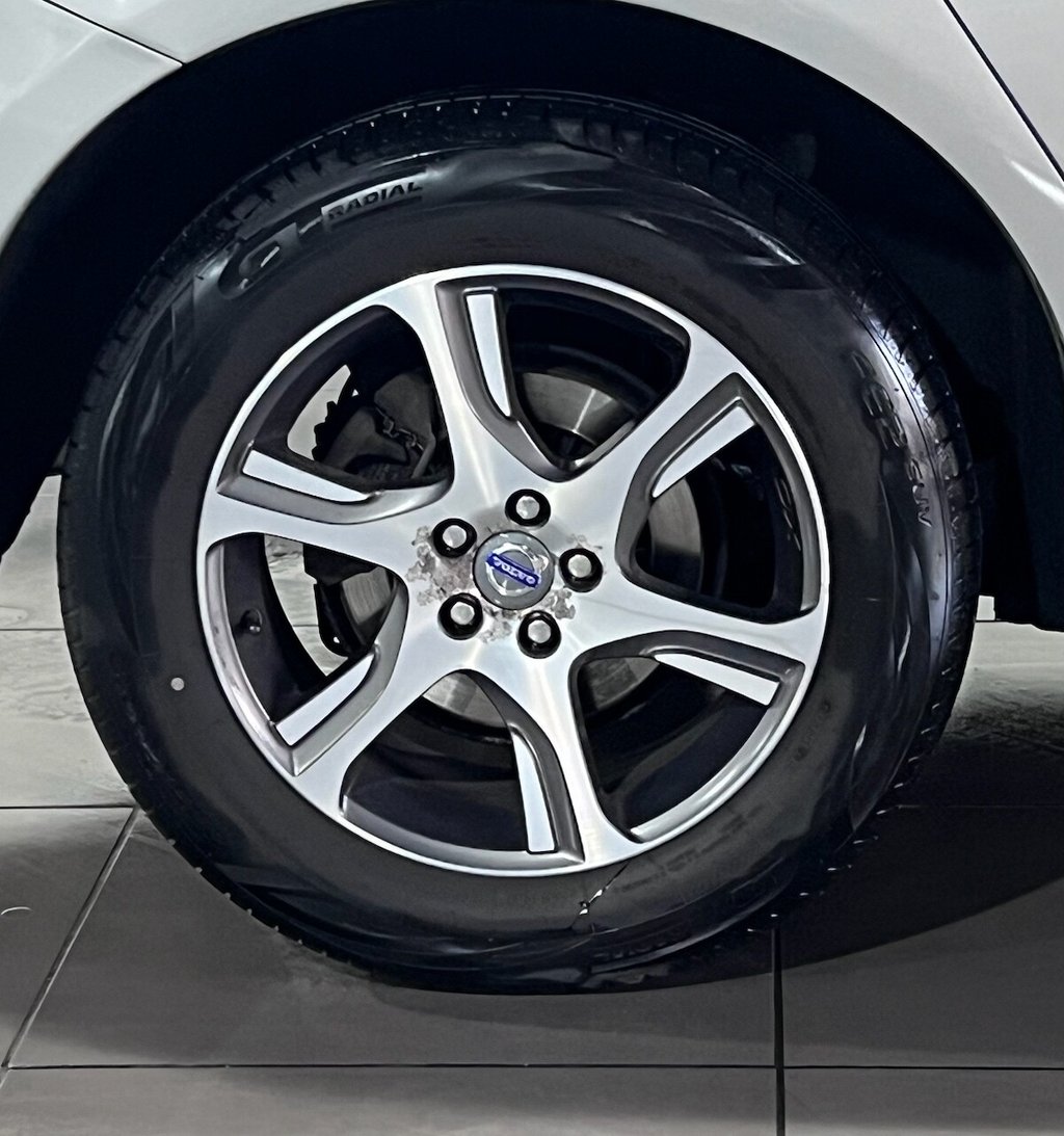 Used Volvo XC60 2012 for sale - 77226629: Photo 41