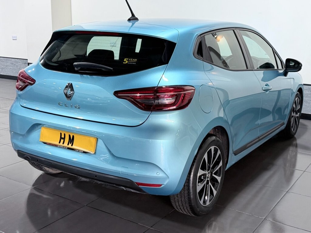 Used Renault Clio 2021 for sale - 78056098: Photo 2