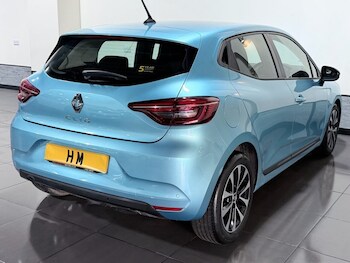 Used Renault Clio 2021 for sale - 78056098: Photo