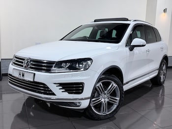 Used Volkswagen Touareg 2016 for sale - 77048605: Photo