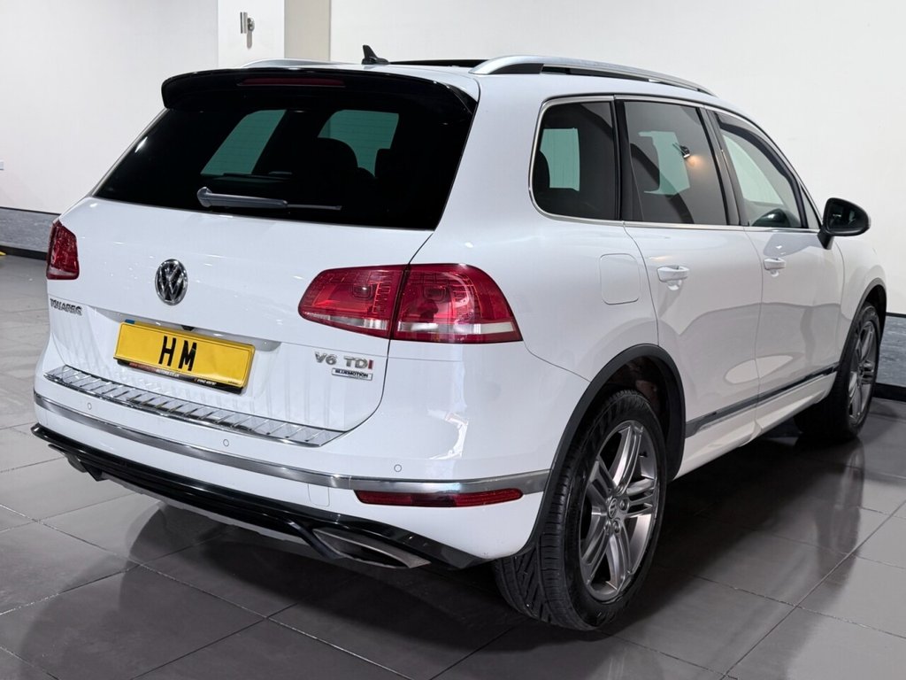 Used Volkswagen Touareg 2016 for sale - 77048605: Photo 2