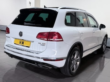 Used Volkswagen Touareg 2016 for sale - 77048605: Photo