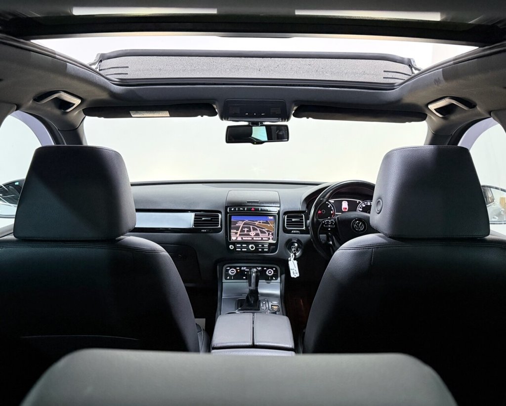 Used Volkswagen Touareg 2016 for sale - 77048605: Photo 32