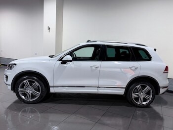 Used Volkswagen Touareg 2016 for sale - 77048605: Photo