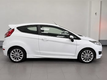 Used Ford Fiesta 2014 for sale - 79129230: Photo