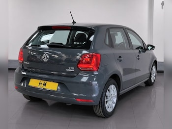 Used Volkswagen Polo 2015 for sale - 78637811: Photo