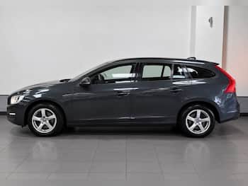 Used Volvo V60 2015 for sale - 79655136: Photo