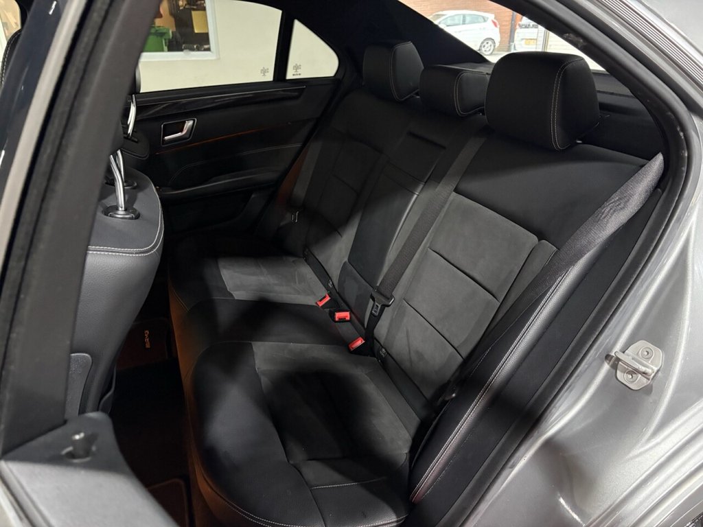 Used Mercedes-Benz E Class 2014 for sale - 77919711: Photo 32