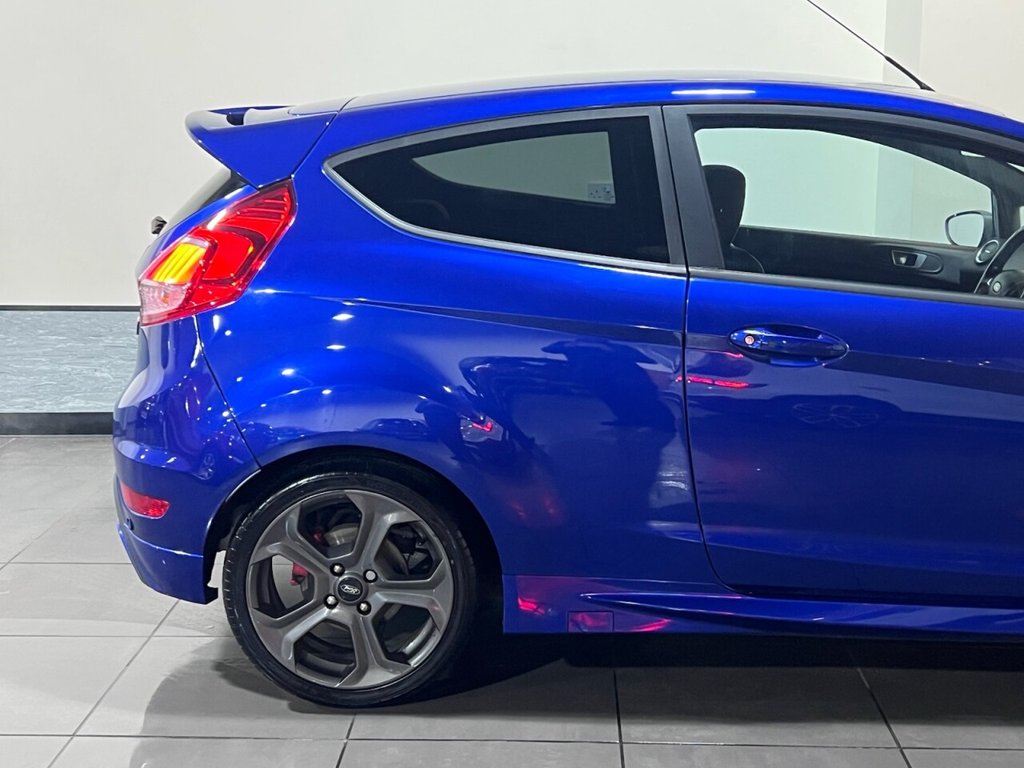 Used Ford Fiesta 2017 for sale - 76595875: Photo 15