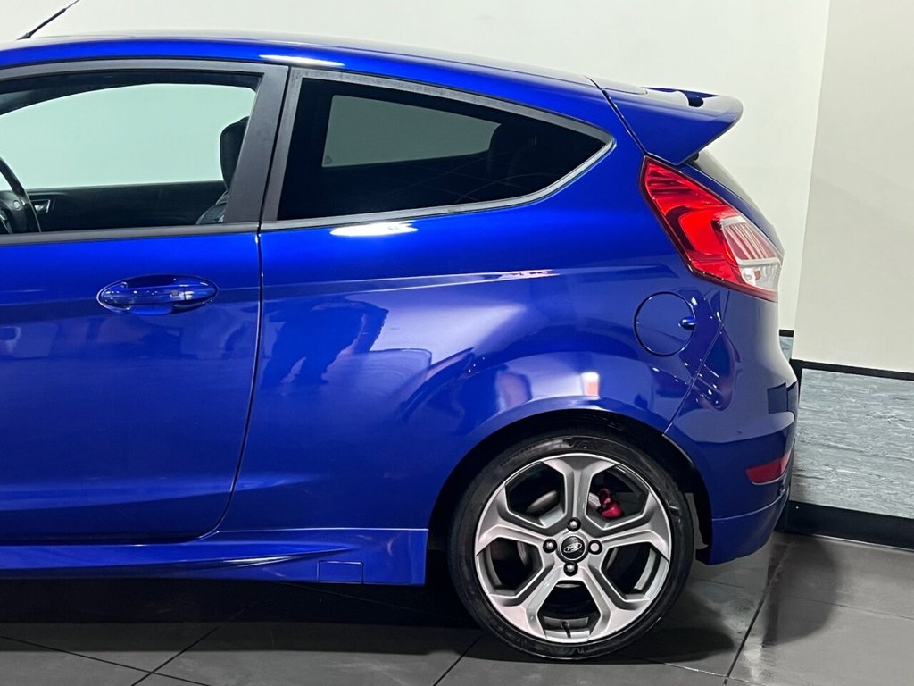 Used Ford Fiesta 2017 for sale - 76595875: Photo 18