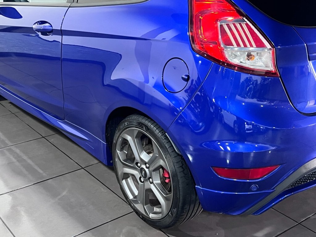 Used Ford Fiesta 2017 for sale - 76595875: Photo 30