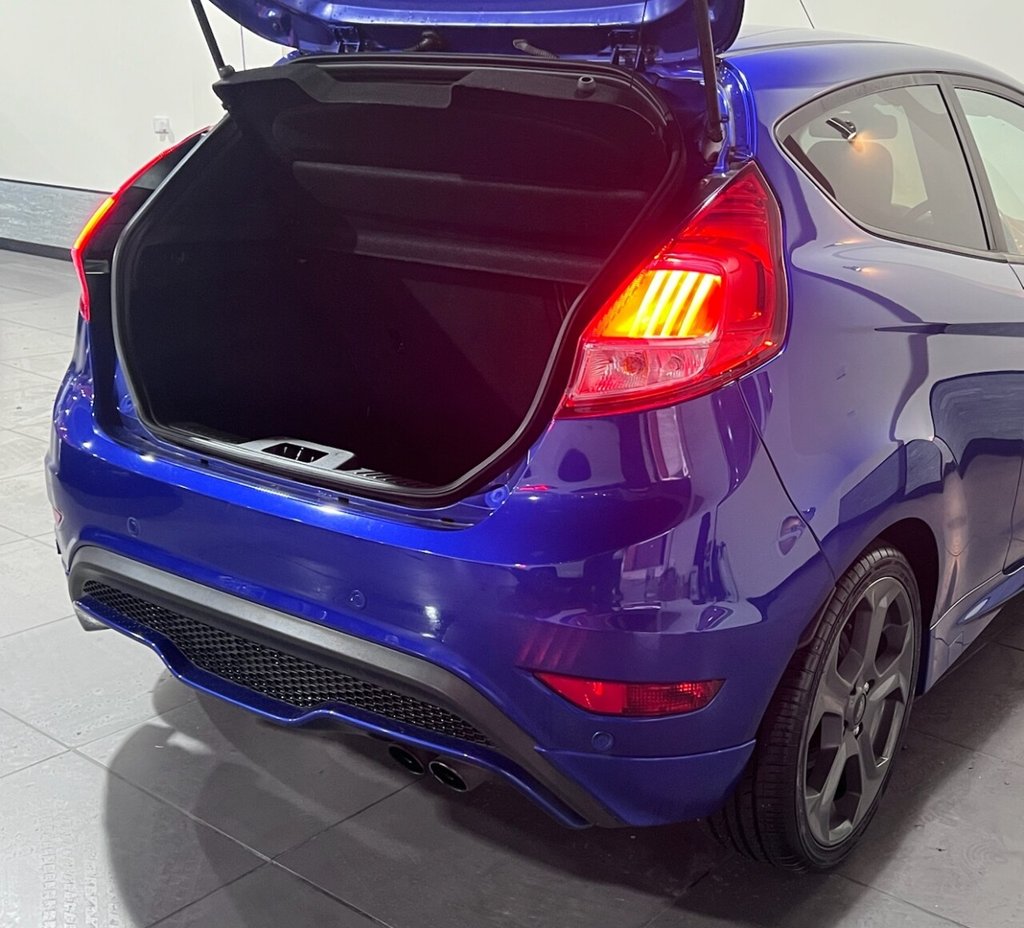 Used Ford Fiesta 2017 for sale - 76595875: Photo 32