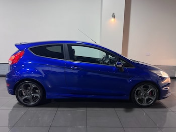 Used Ford Fiesta 2017 for sale - 76595875: Photo